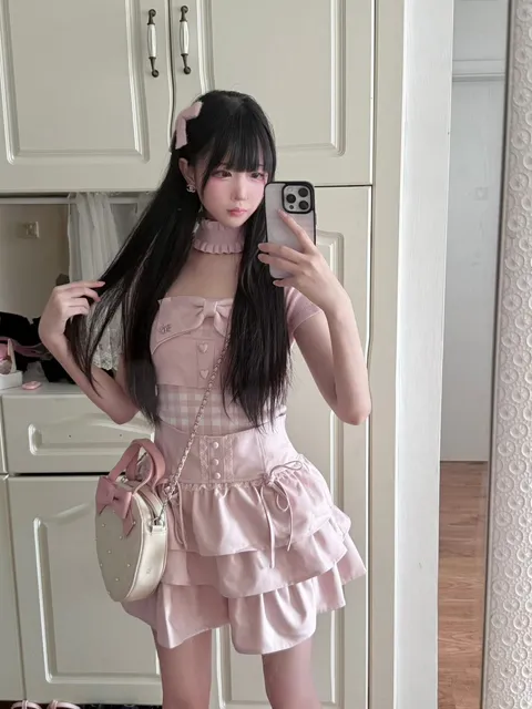 妮露